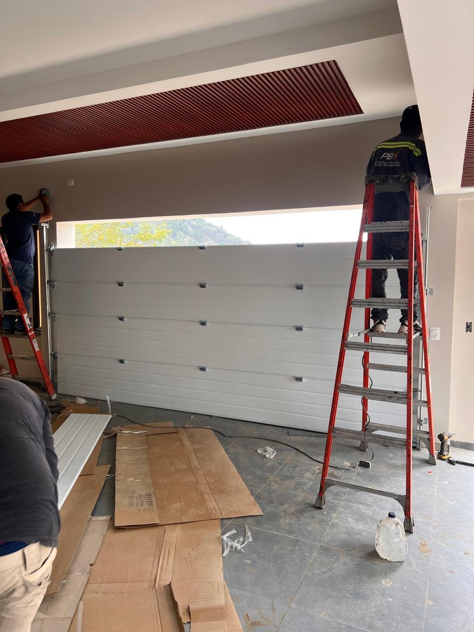 Portón seccional americano 1